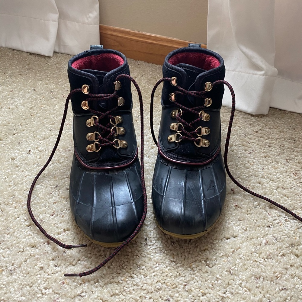 Tommy Hilfiger Duck Boots Fall and Winter Weather